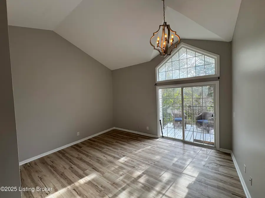 1130 Westlynne Pl #8, Louisville, KY 40222 - #3
