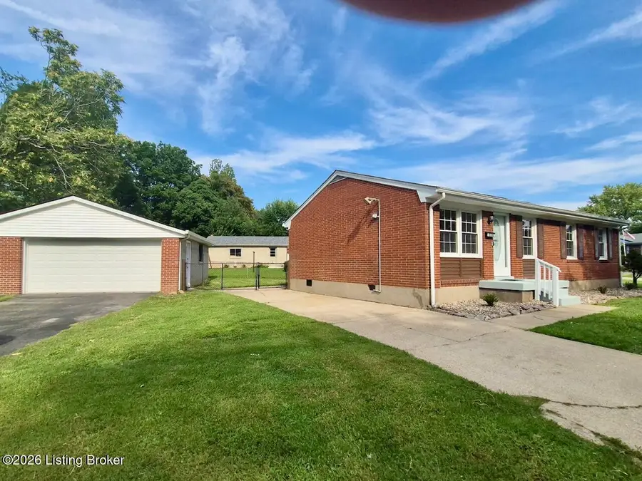 10207 Caven Ave, Louisville, KY 40229 - #2