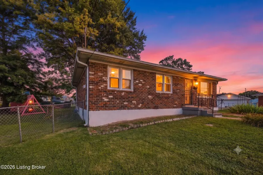 4100 Spyglass Ct, Louisville, KY 40229 - #2