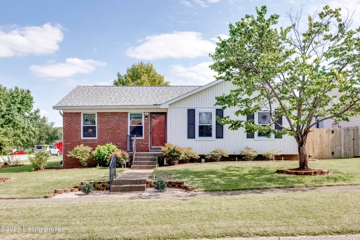 10408 Vantage Rd, Jeffersontown, KY 40299 - #1