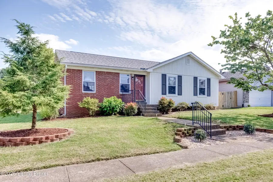 10408 Vantage Rd, Jeffersontown, KY 40299 - #2