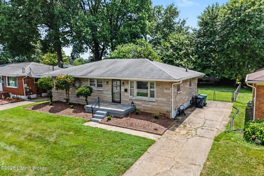 2238 Amboy Dr, Louisville, KY 40216 - #2