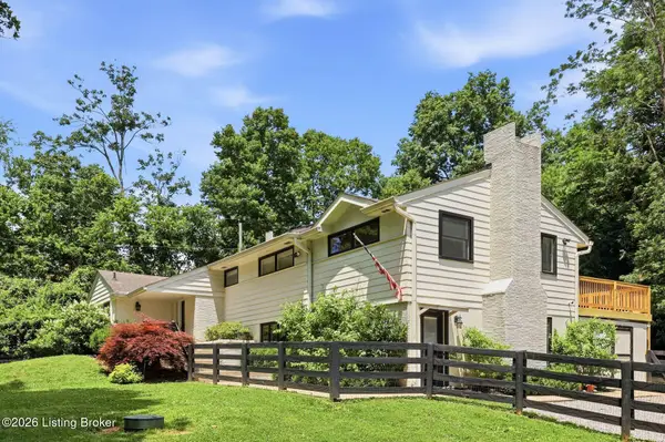 1007 Evergreen Rd, Anchorage, KY 40223