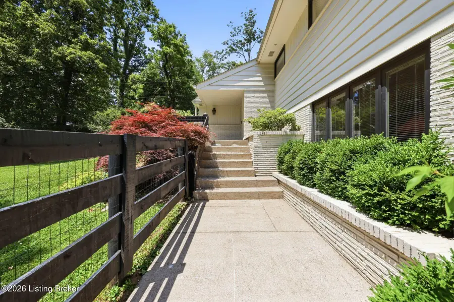 1007 Evergreen Rd, Anchorage, KY 40223 - #3
