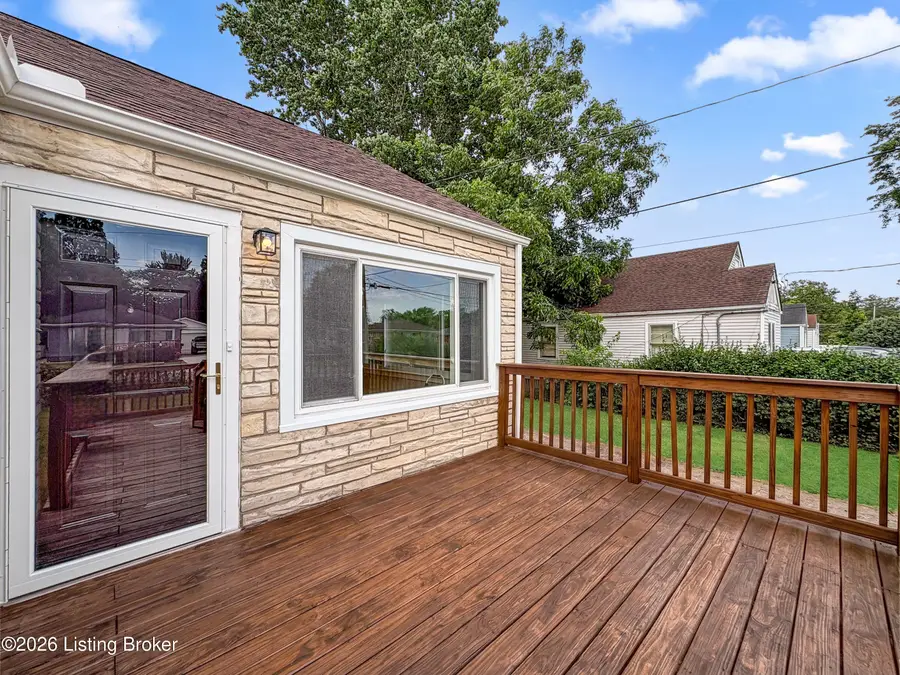 6215 Fox Ave, Louisville, KY 40272 - #3