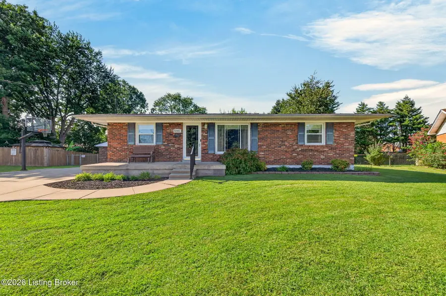 8802 Gladstonberry Pl, Louisville, KY 40258 - #2