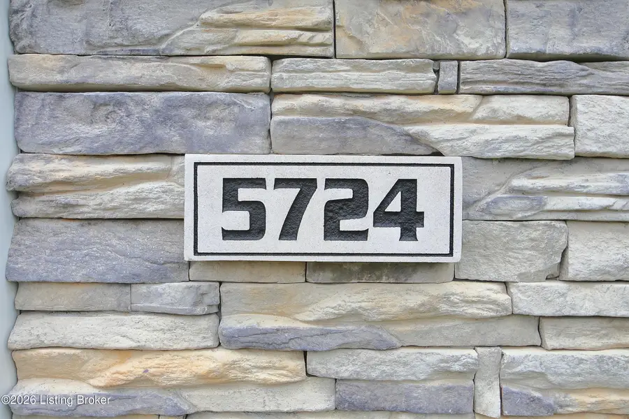 5724 Ruby Falls Dr, Prospect, KY 40059 - #2