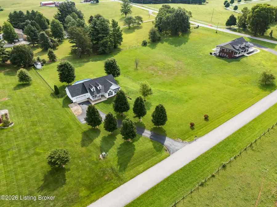 88 Isabel Ln, Brandenburg, KY 40108 - #3