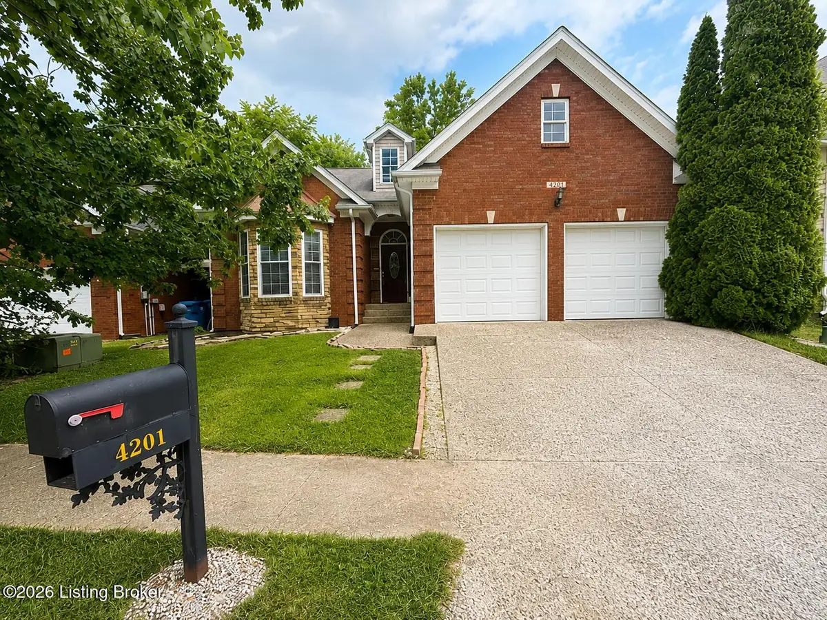 4201 Sunny Crossing Dr, Louisville, KY 40299 - #1