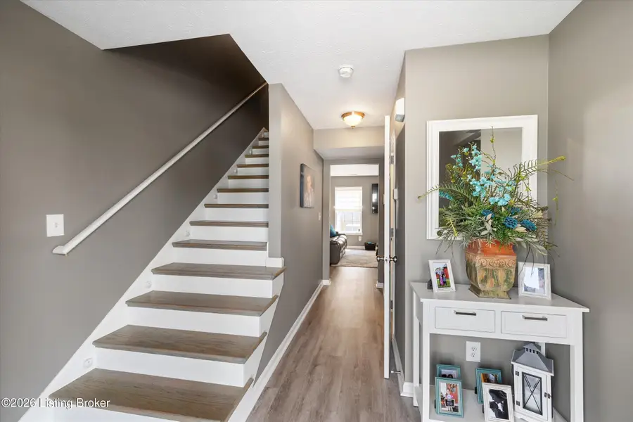 11203 Sandwood Pl, Louisville, KY 40272 - #3