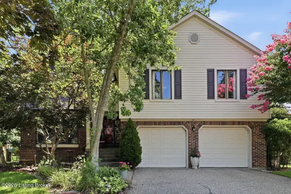 10504 Larkhall Ct, Louisville, KY 40223