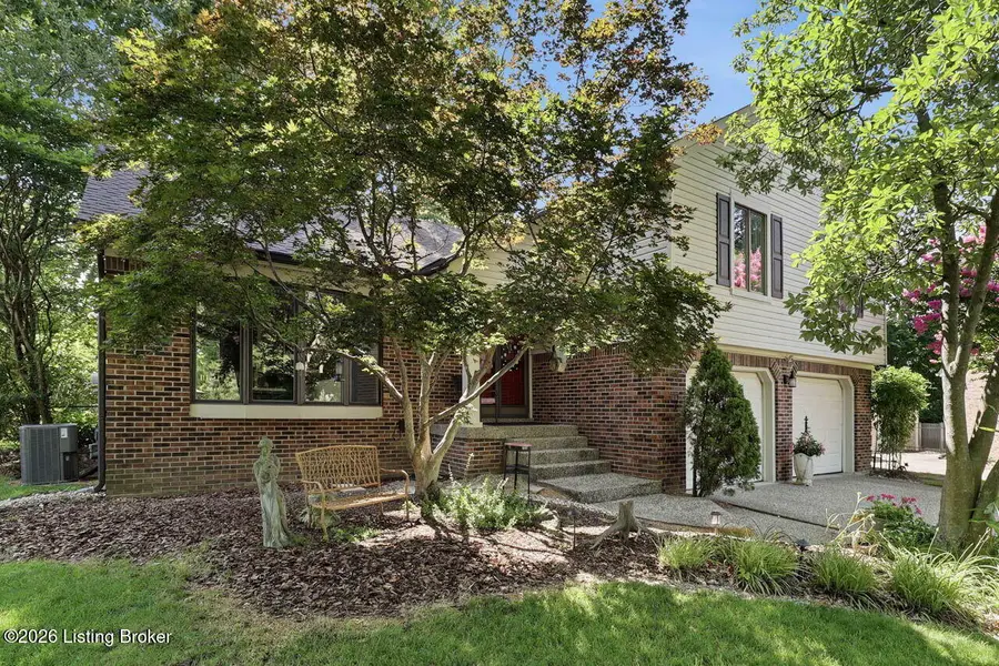 10504 Larkhall Ct, Louisville, KY 40223 - #3