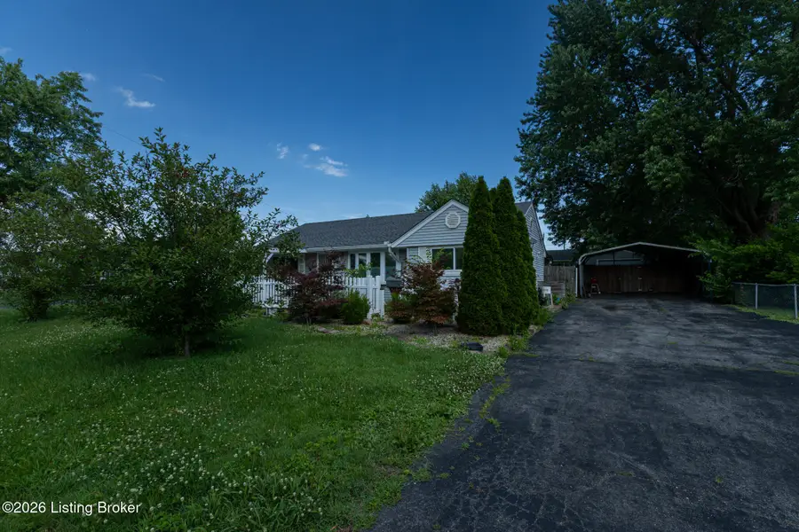 9409 Dalton Dr, Louisville, KY 40272 - #3