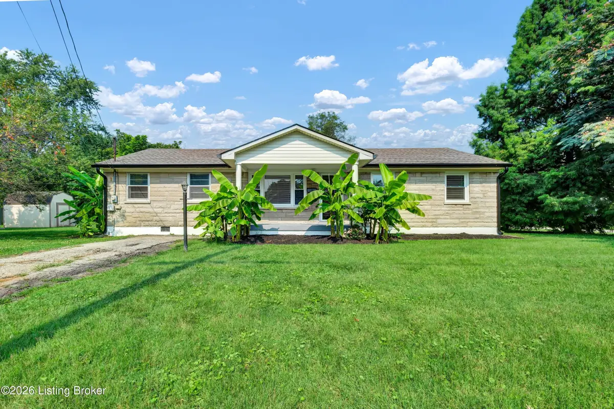 4300 Blue Sky Ct, Louisville, KY 40216 - #1