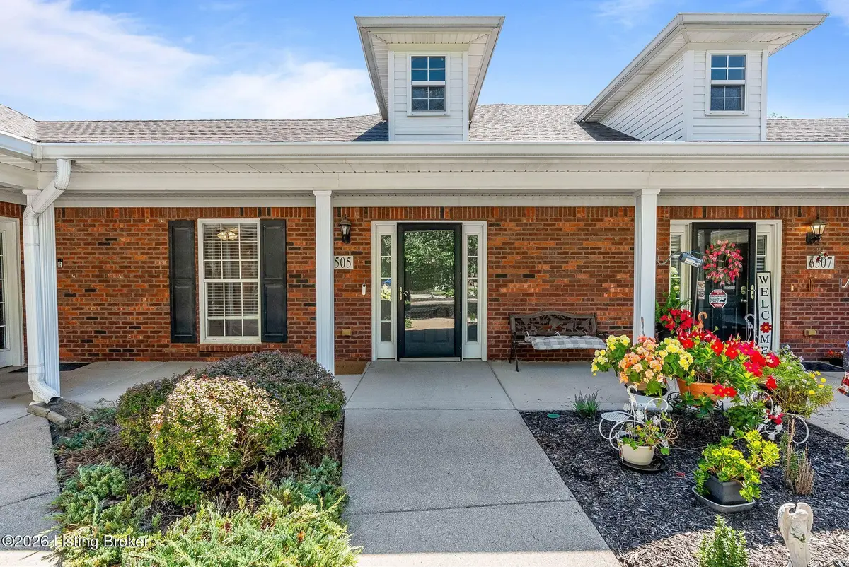 6505 Renate Rd, Louisville, KY 40291 - #1