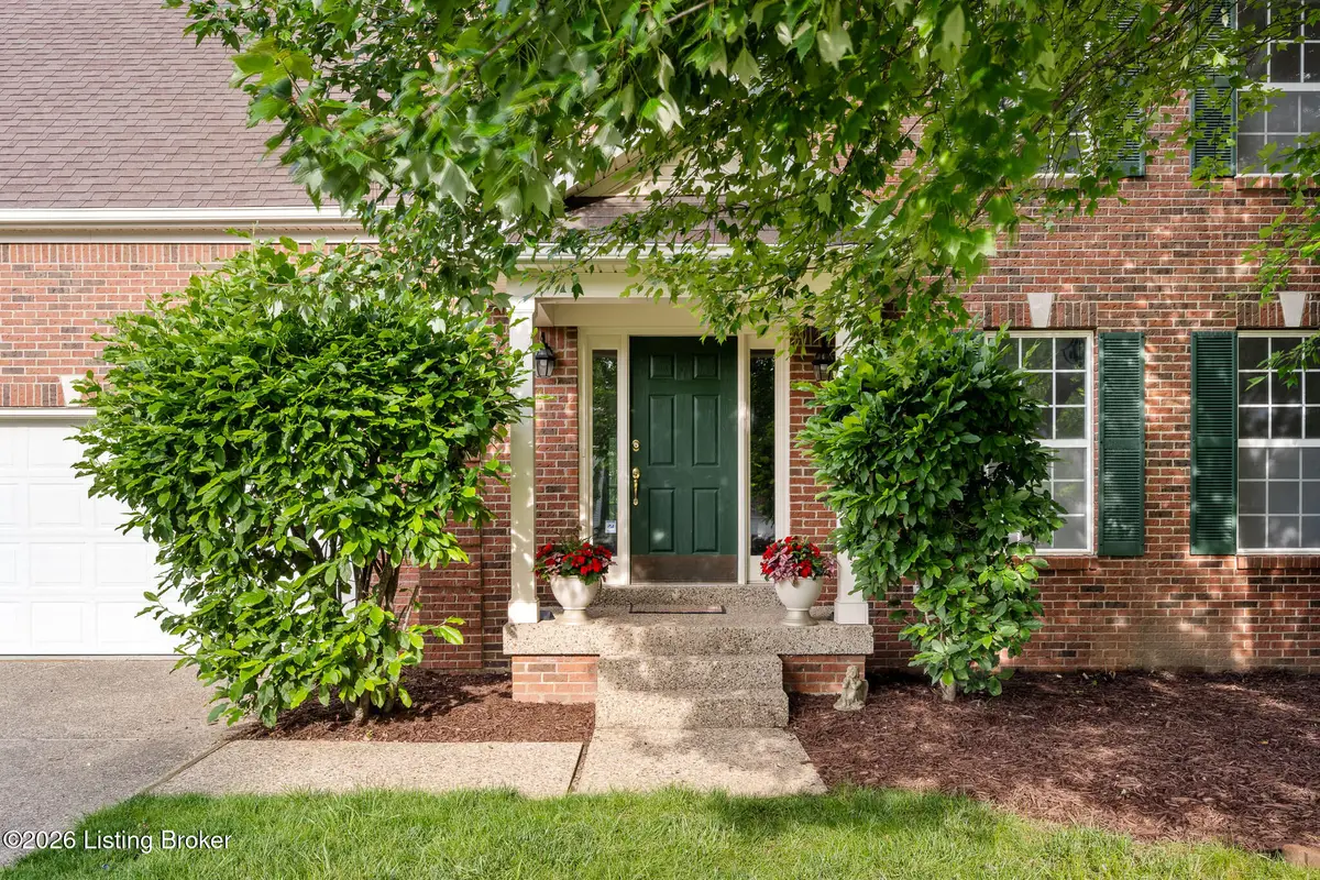 4306 Stone Glen Rd, Louisville, KY 40241 - #1