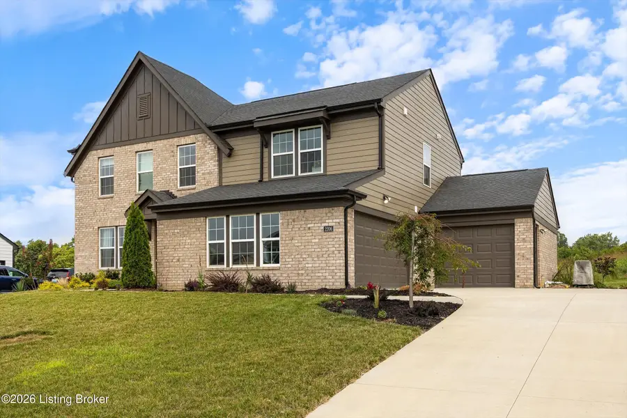 2206 Summit View Ct, La Grange, KY 40031 - #2