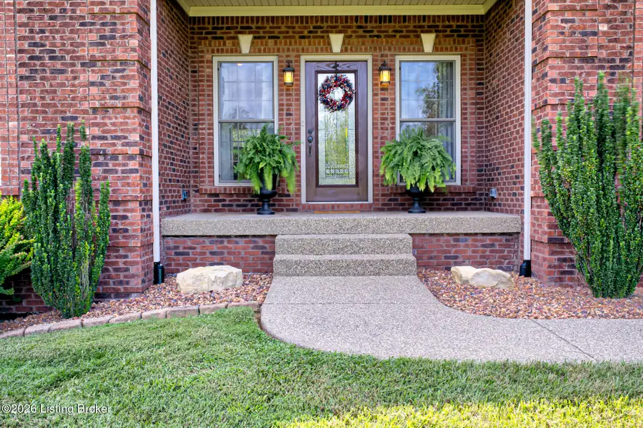 454 Cedar Creek Rd, Louisville, KY 40229 - #3