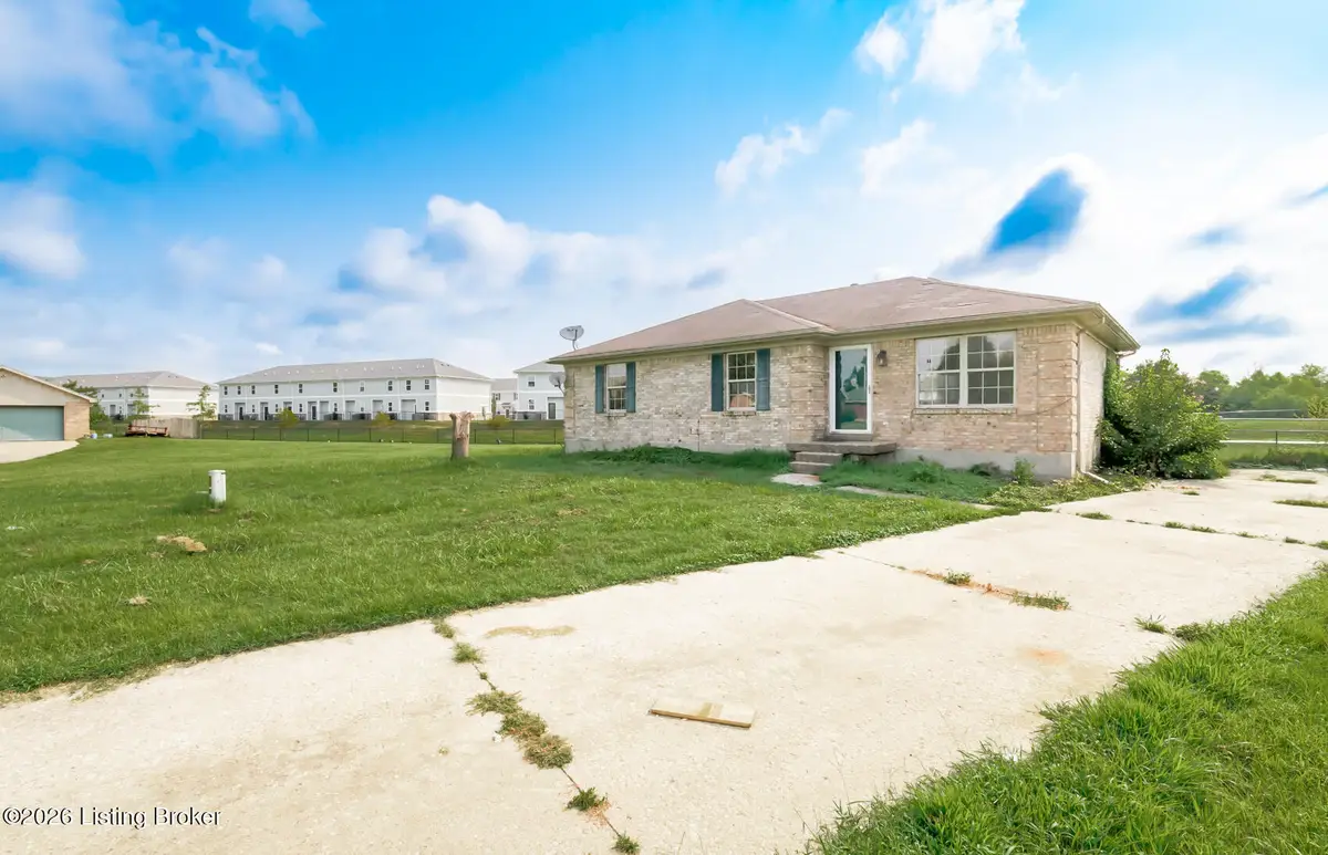 230 Joshua Ct, Shepherdsville, KY 40165 - #1