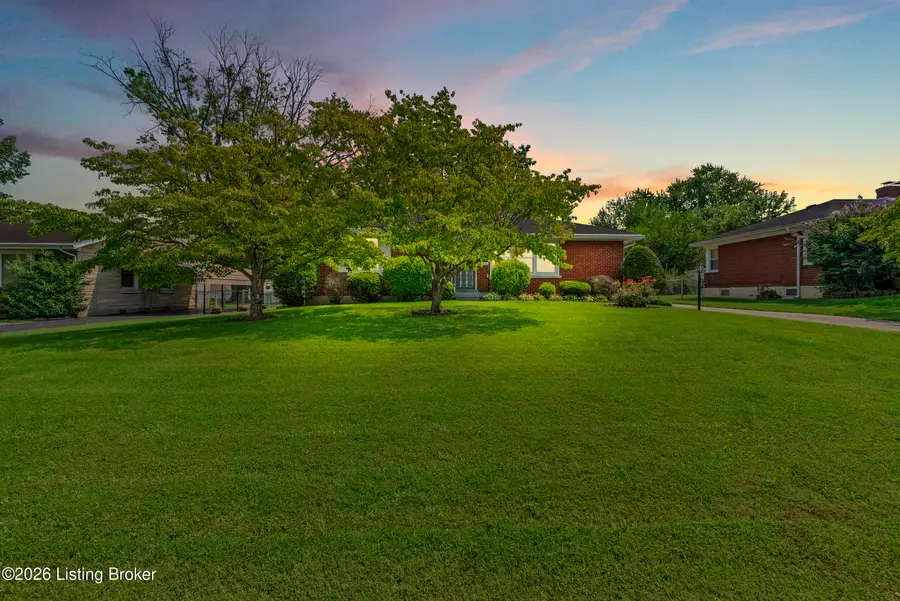 8605 Smithton Rd, Louisville, KY 40219 - #2