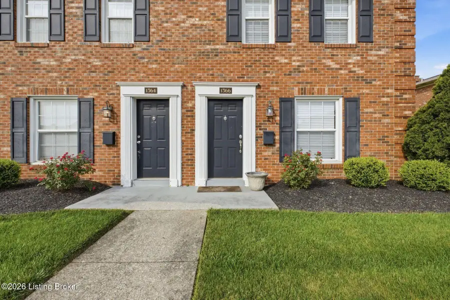 1366 Herr Ln, Louisville, KY 40222 - #2