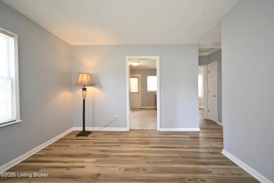 1823 Pershing Ave, Louisville, KY 40242 - #3