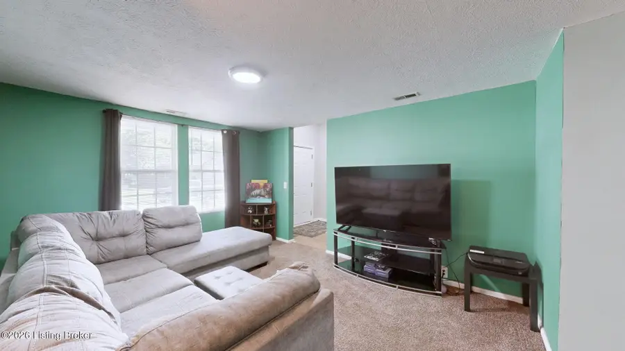 2122 W Burnett Ave, Louisville, KY 40210 - #2