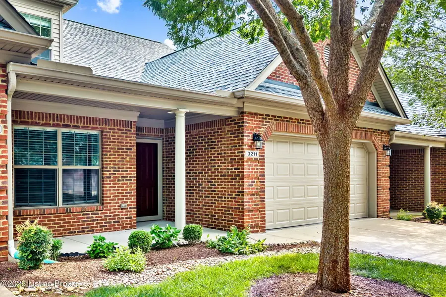3211 Brittany Pointe Ln, Louisville, KY 40220 - #2