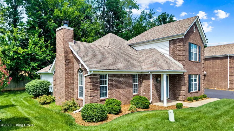 1708 Eagle Nest Way, Lyndon, KY 40222 - #3