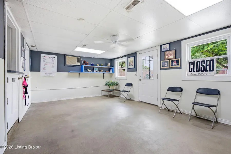 8620 Old Bardstown Rd, Louisville, KY 40291 - #2