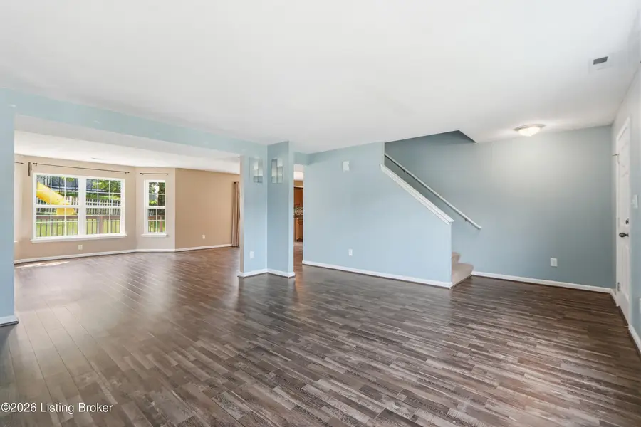9712 Waterbrook Ct, Louisville, KY 40228 - #2