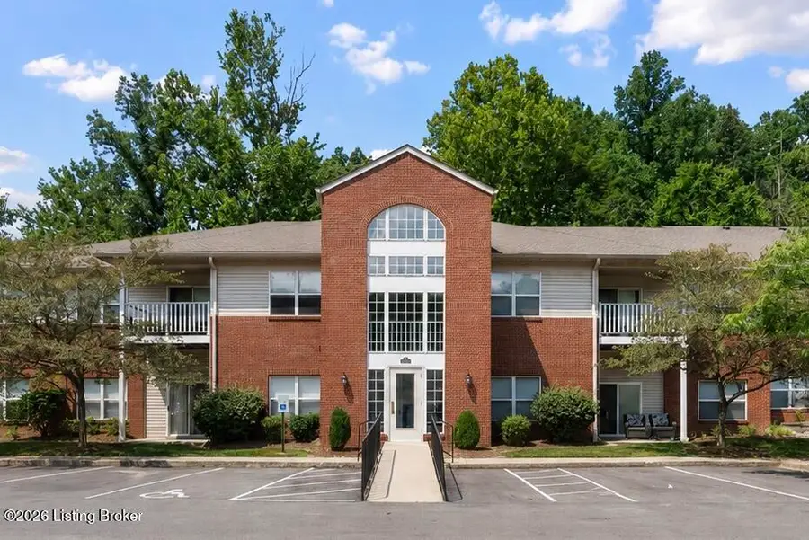 9208 Hawthorne Pointe Dr #203, Louisville, KY 40272 - #2