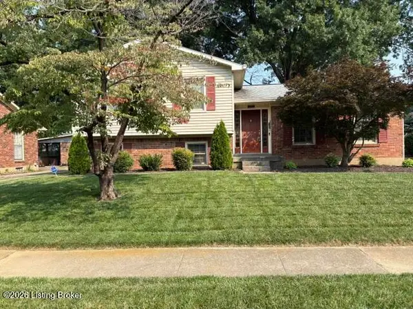 4021 Landside Dr, Louisville, KY 40220