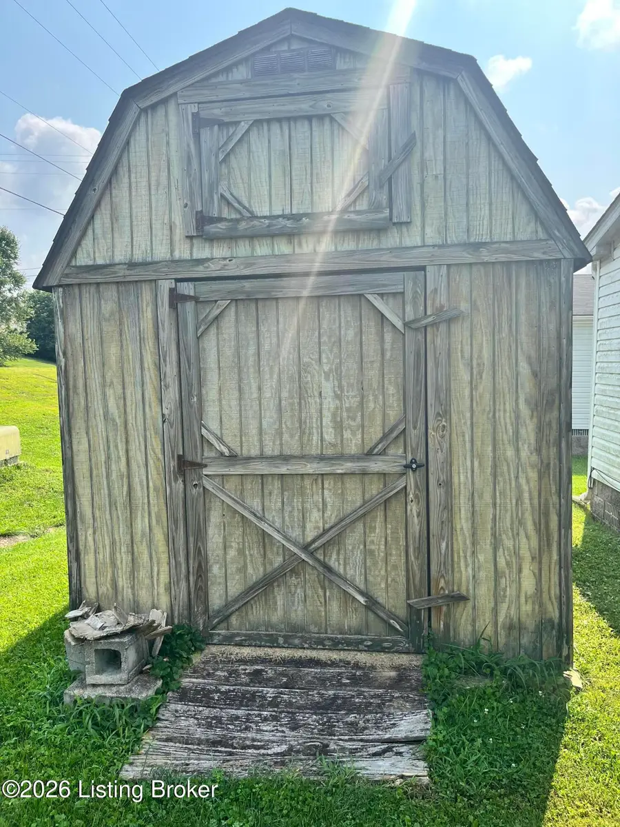559 Birchwood Cir, Shelbyville, KY 40065 - #2