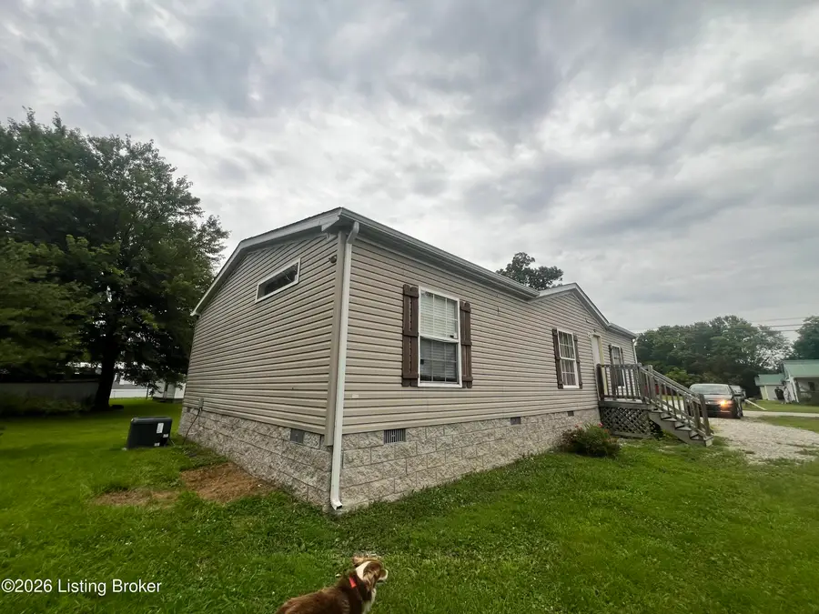 407 N Patterson St, Clarkson, KY 42726 - #3