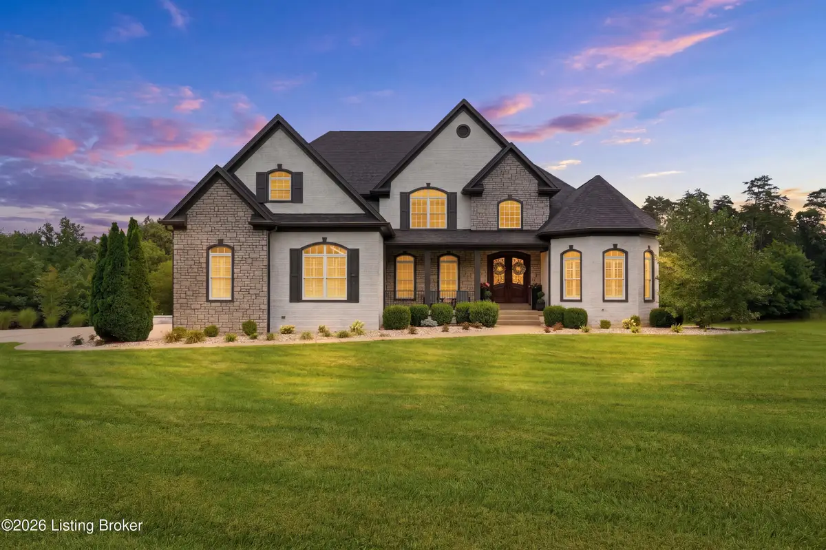 878 Woodsdale Farm Dr, Shepherdsville, KY 40165 - #1