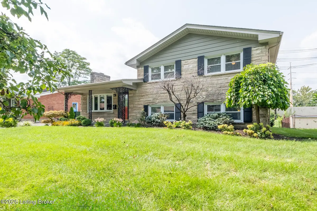 4021 Blossomwood Dr, Louisville, KY 40220 - #1