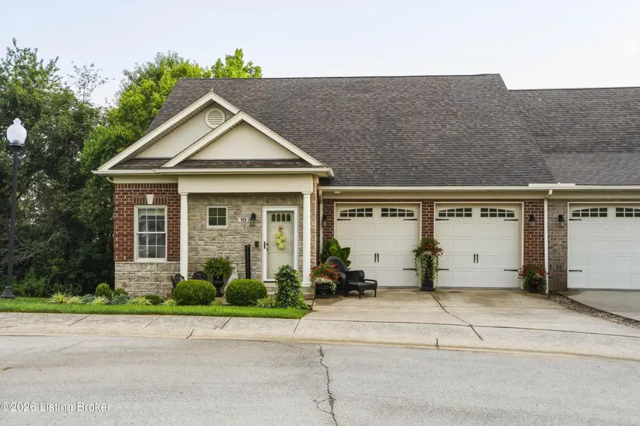 10 Pheasant Glen Dr, Shelbyville, KY 40065 - #3