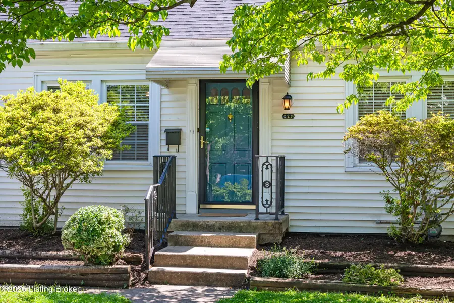 227 Fairfax Ave, Louisville, KY 40207 - #2
