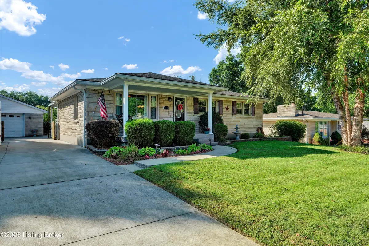 9009 Wanlou Dr, Louisville, KY 40272 - #1
