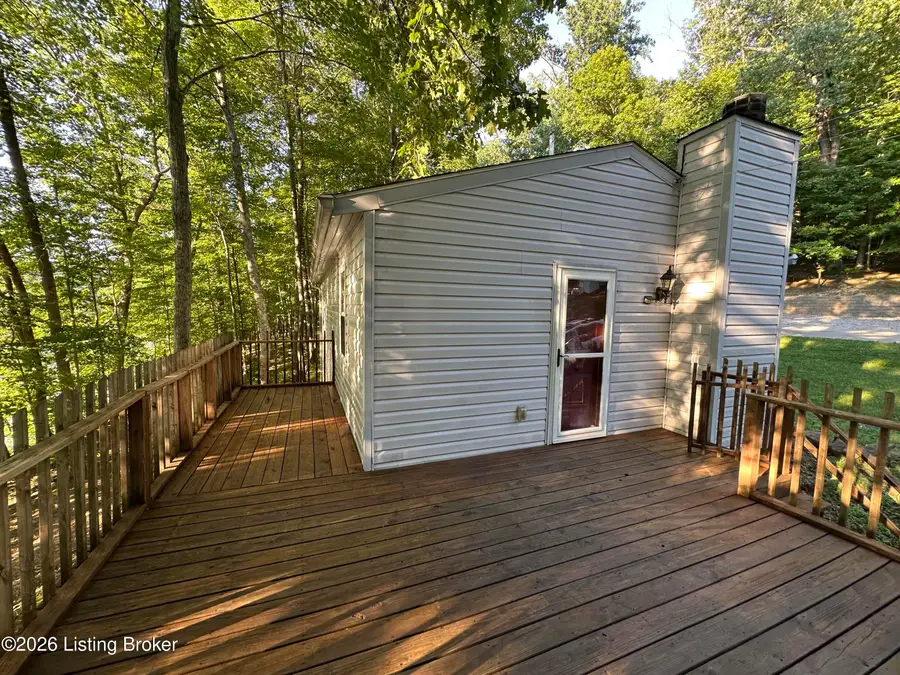 621 Woodhaven Ln, Leitchfield, KY 42754 - #3