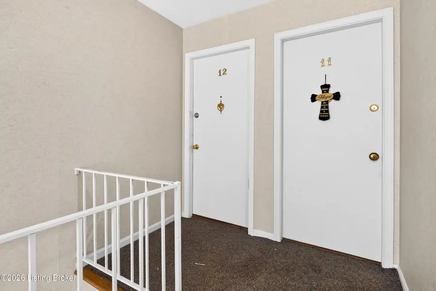 521 Zorn Ave #APT C12, Louisville, KY 40206 - #2