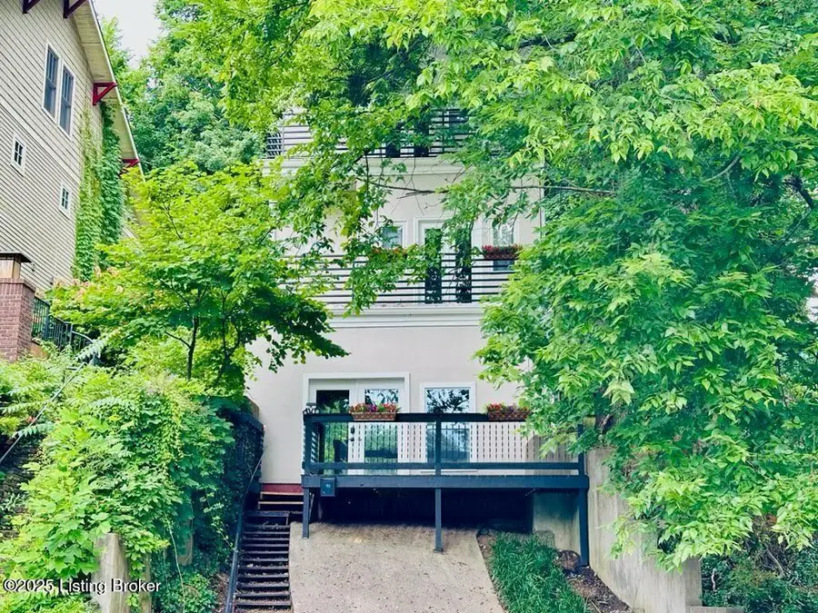 152 N Ewing Ave, Louisville, KY 40206 - #2