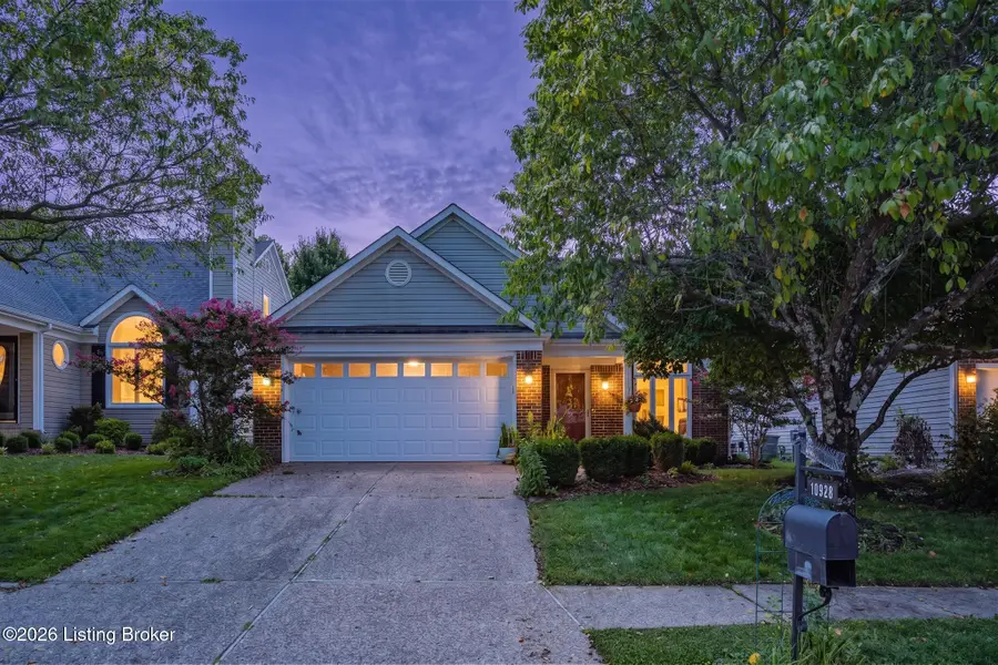 10928 Fairway Pointe Dr, Louisville, KY 40241 - #2