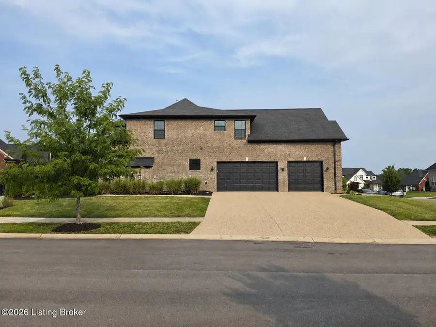 12705 Valley Pine Dr, Louisville, KY 40299 - #3