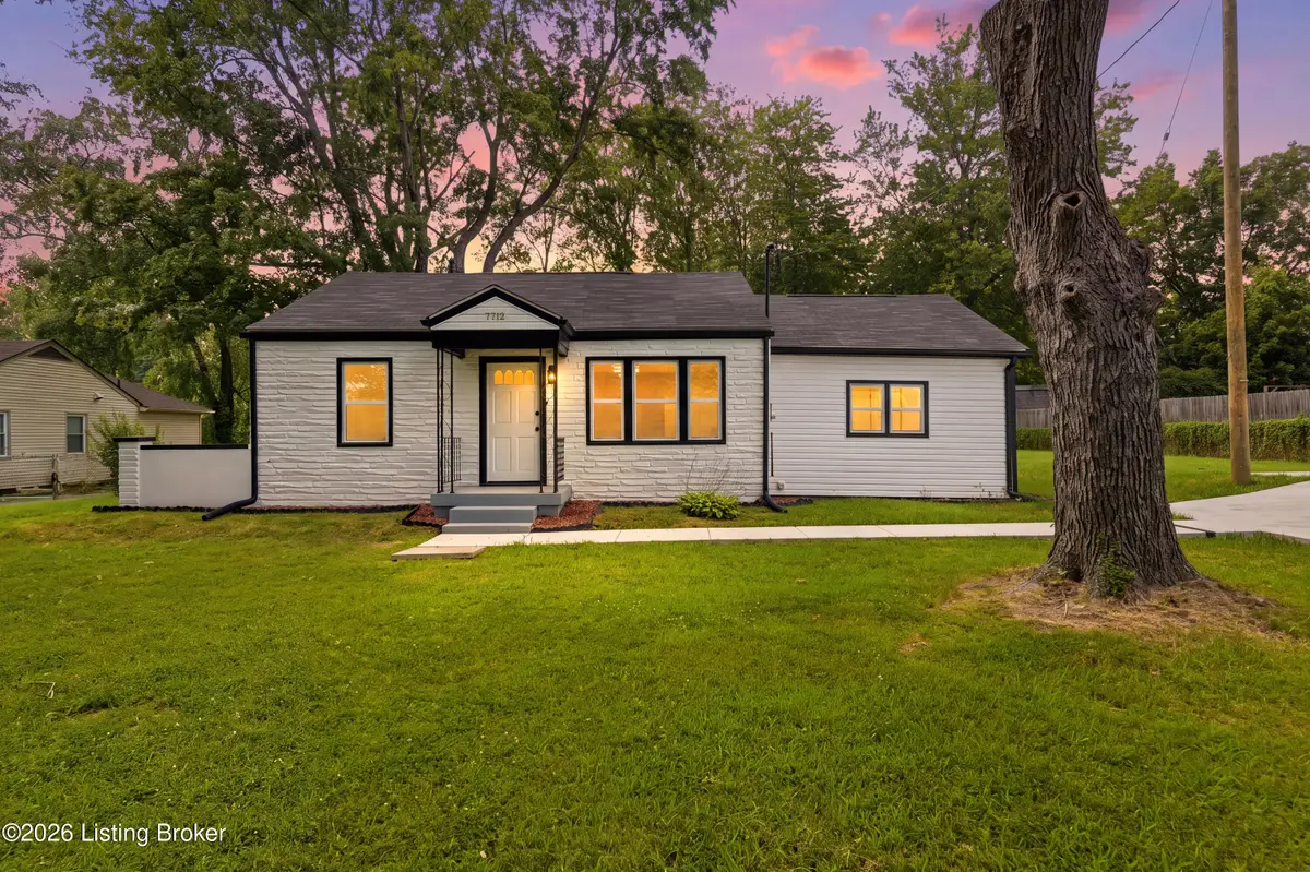 7712 3rd Street Rd, Louisville, KY 40214 - #1