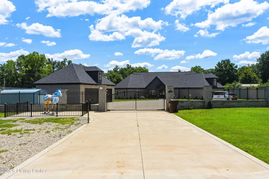 2696 Armstrong Ln, Mount Washington, KY 40047 - #2