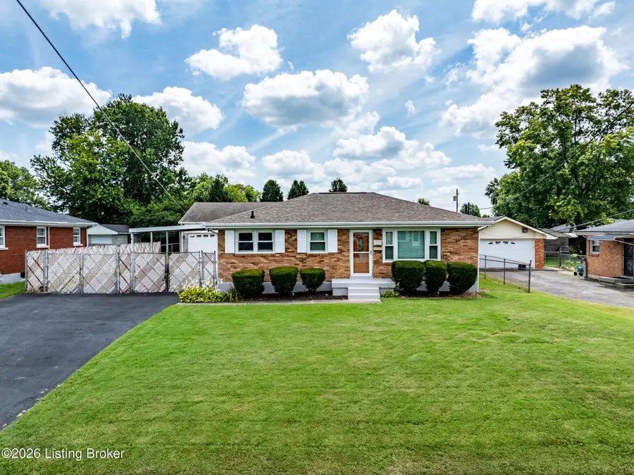 6213 Gayle Dr, Louisville, KY 40219 - #2