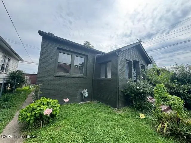 2732 Chase Ct, Louisville, KY 40211 - #1