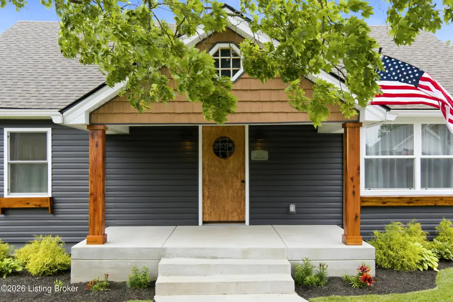 203 Abbott St, Shepherdsville, KY 40165 - #2